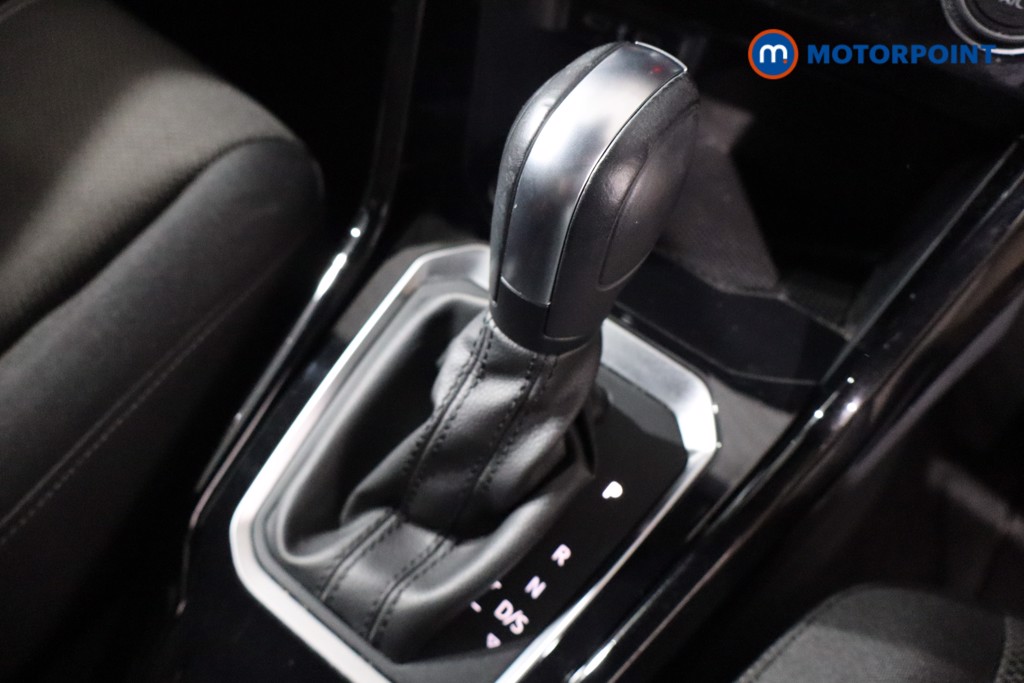 Volkswagen T-Roc Black Edition Automatic Petrol SUV - Stock Number (1571610) - 14th supplementary image