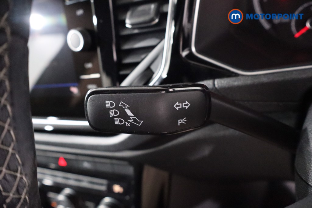 Volkswagen T-Roc Black Edition Automatic Petrol SUV - Stock Number (1571610) - 19th supplementary image