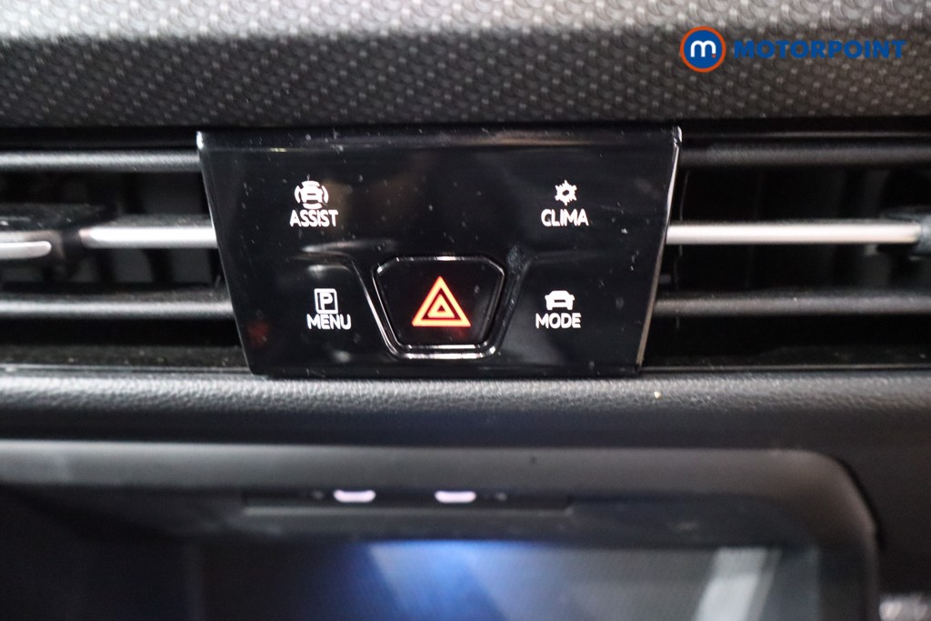 Volkswagen Golf R-Line Manual Petrol Hatchback - Stock Number (1571616) - 16th supplementary image