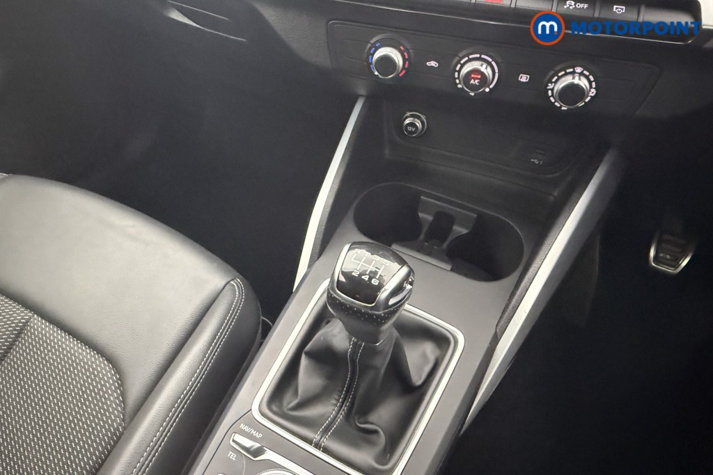 Audi Q2 Black Edition Manual Petrol SUV - Stock Number (1571696) - 4th supplementary image