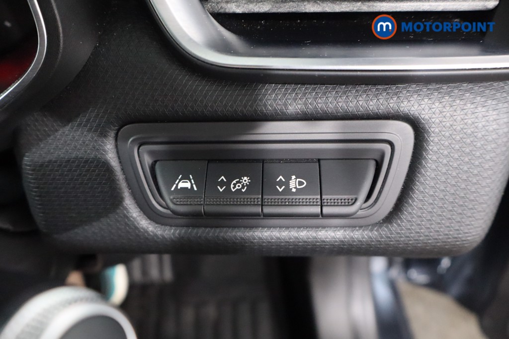 Renault Clio Iconic Manual Petrol Hatchback - Stock Number (1571715) - 20th supplementary image