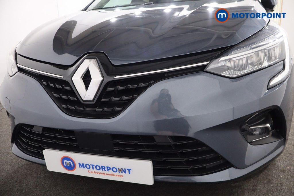 Renault Clio Iconic Manual Petrol Hatchback - Stock Number (1571715) - 28th supplementary image