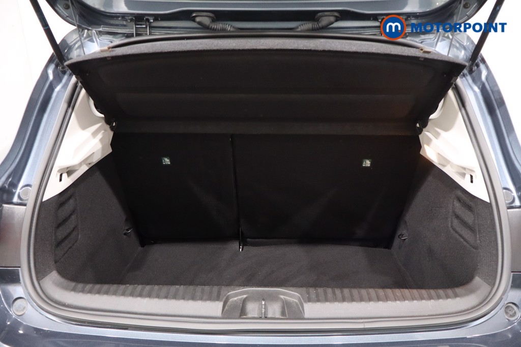 Renault Clio Iconic Manual Petrol Hatchback - Stock Number (1571715) - 33rd supplementary image
