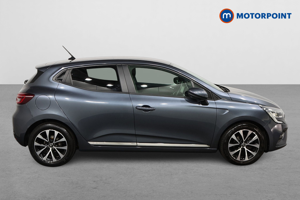 Renault Clio Iconic Manual Petrol Hatchback - Stock Number (1571715) - Drivers side