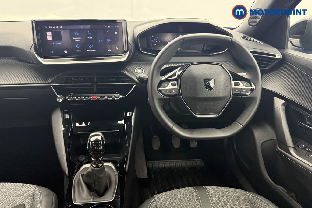 Peugeot 2008 Allure Manual Petrol SUV - Stock Number (1571737) - 1st supplementary image