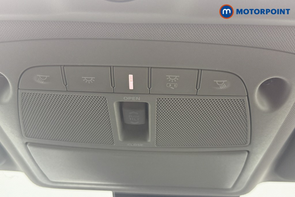 Nissan X-Trail Tekna Manual Diesel SUV - Stock Number (1551912) - 7th supplementary image