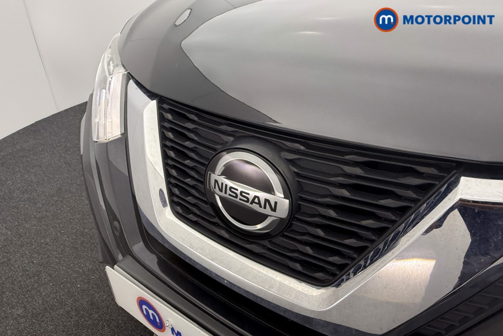 Nissan X-Trail Tekna Manual Diesel SUV - Stock Number (1551912) - 23rd supplementary image