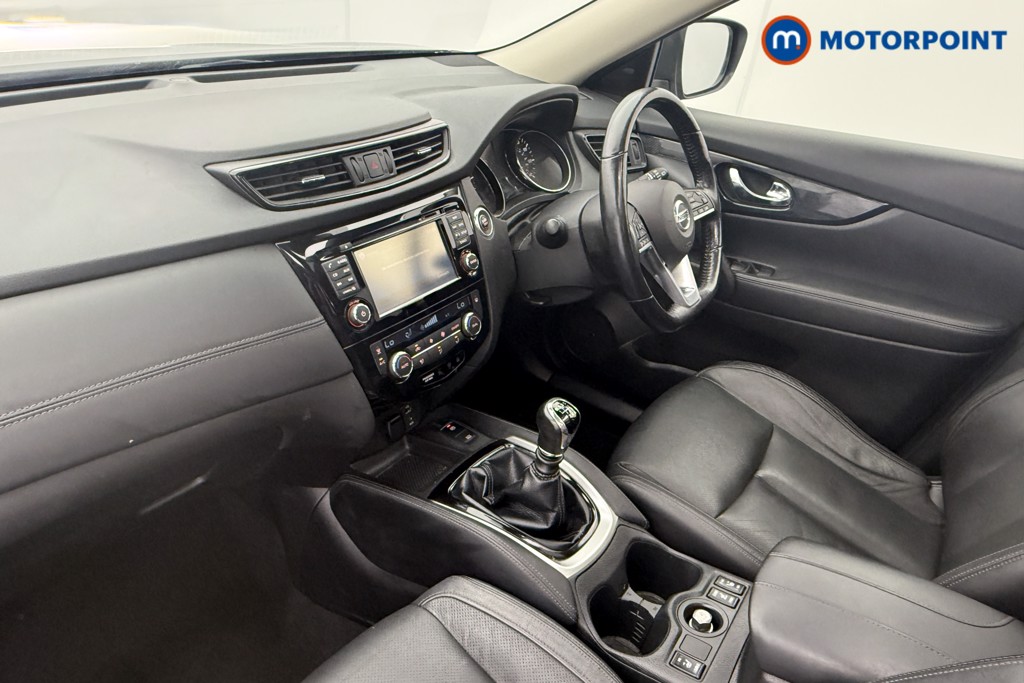 Nissan X-Trail Tekna Manual Diesel SUV - Stock Number (1551912) - 24th supplementary image