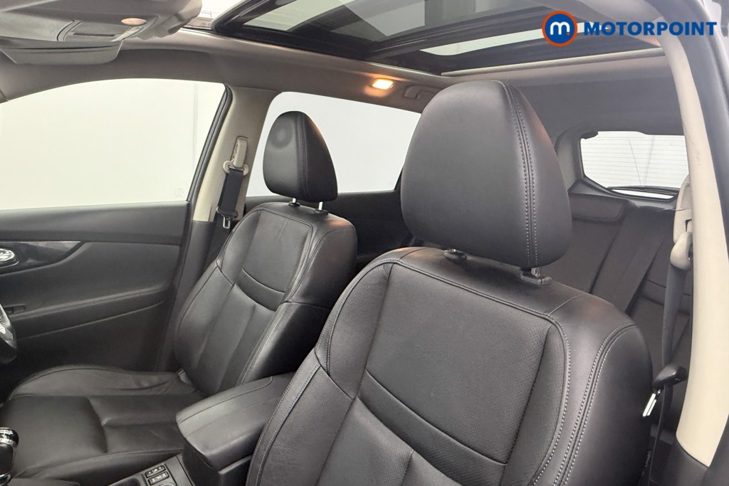 Nissan X-Trail Tekna Manual Diesel SUV - Stock Number (1551912) - 25th supplementary image