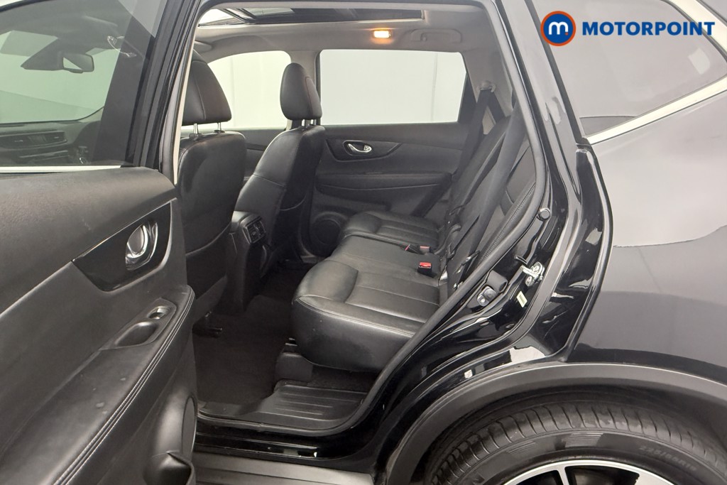 Nissan X-Trail Tekna Manual Diesel SUV - Stock Number (1551912) - 27th supplementary image