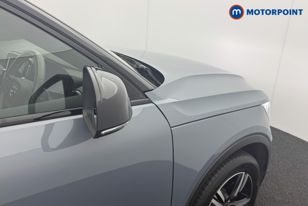 Volvo Xc40 R Design Manual Petrol SUV - Stock Number (1555107) - 11th supplementary image