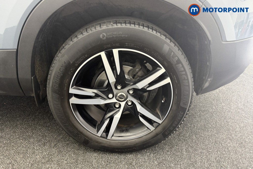 Volvo Xc40 R Design Manual Petrol SUV - Stock Number (1555107) - 26th supplementary image