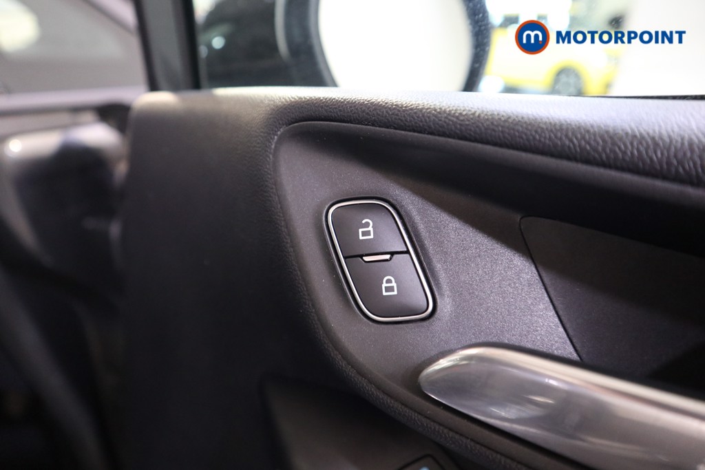 Ford Fiesta St-Line Manual Petrol-Electric Hybrid Hatchback - Stock Number (1555271) - 11th supplementary image