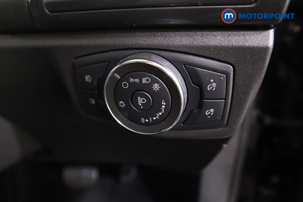 Ford Mondeo Titanium Edition Automatic Petrol-Electric Hybrid Estate - Stock Number (1555873) - 9th supplementary image