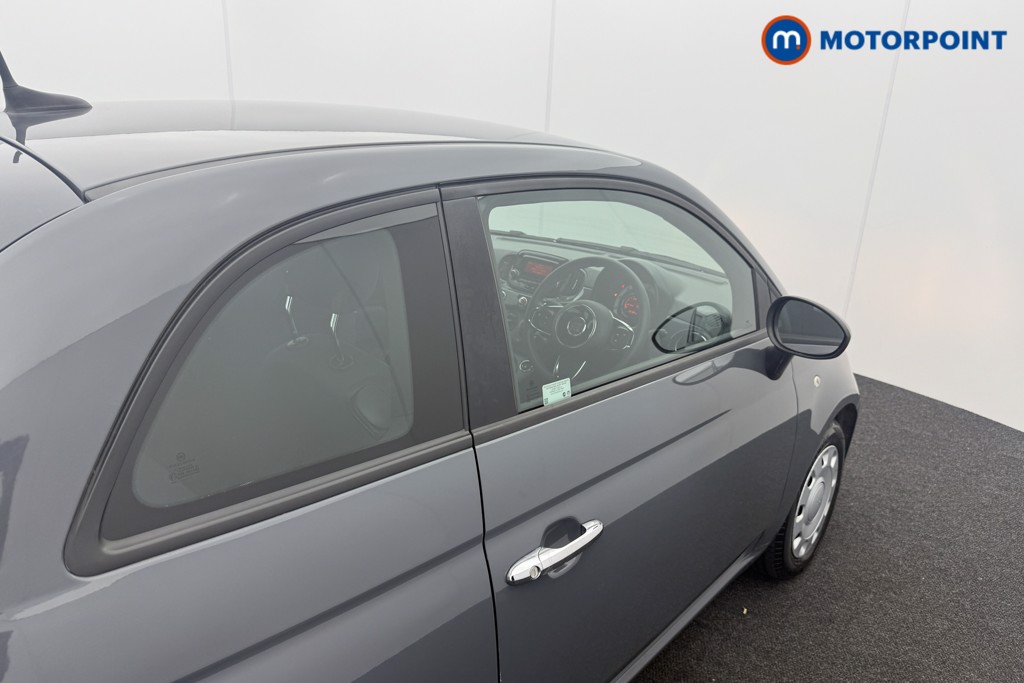 Fiat 500 POP Manual Petrol-Electric Hybrid Hatchback - Stock Number (1556015) - 18th supplementary image