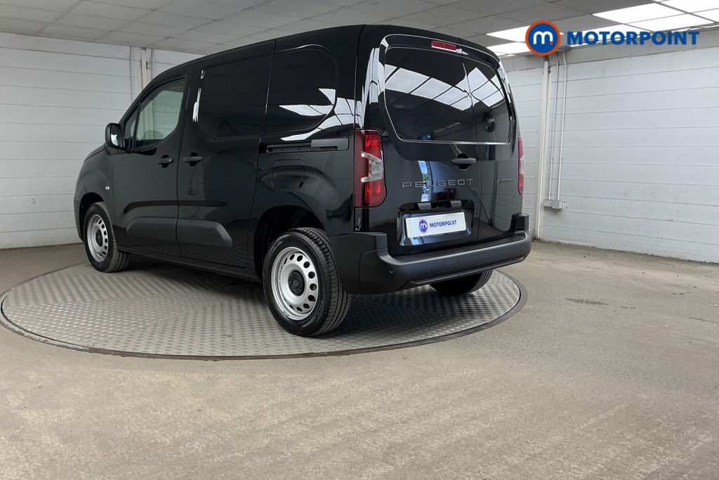 Peugeot Partner Professional Manual Diesel Panel Van - Stock Number (1561156) - Passenger side rear corner