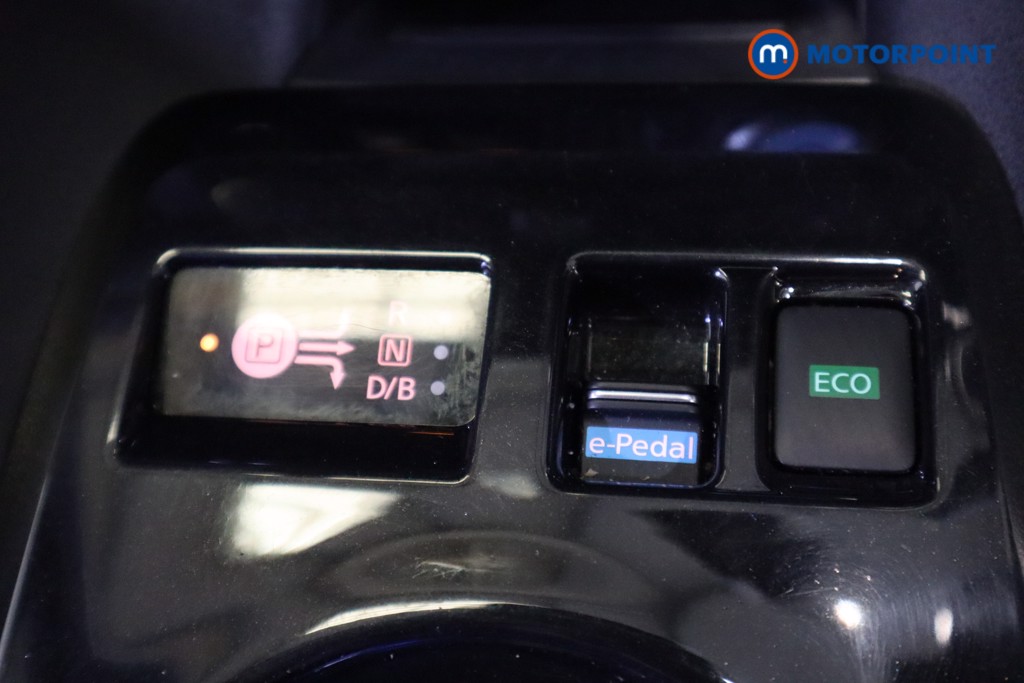 Nissan Leaf N-Connecta Automatic Electric Hatchback - Stock Number (1563616) - 21st supplementary image