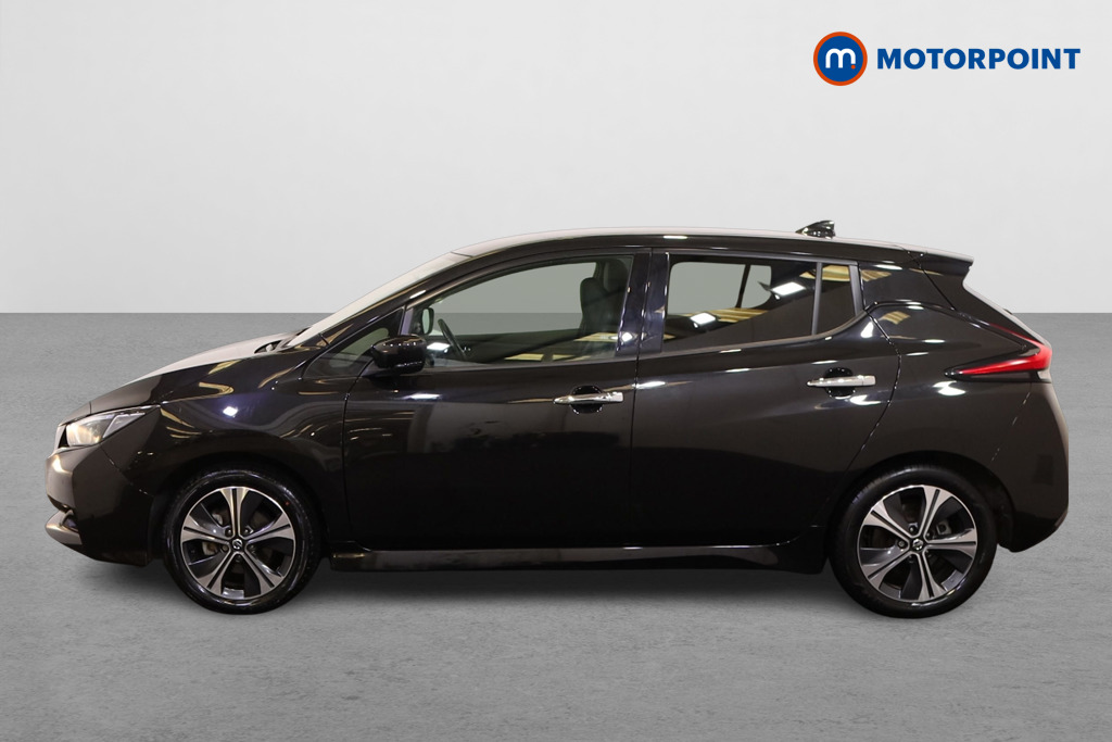 Nissan Leaf N-Connecta Automatic Electric Hatchback - Stock Number (1563616) - Passenger side
