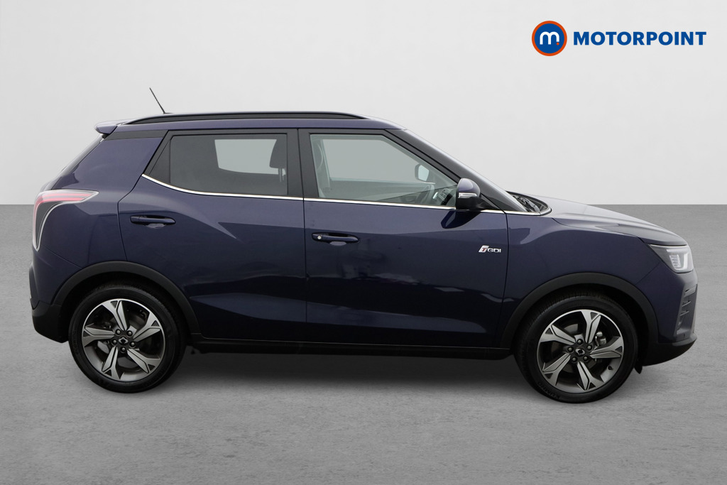 Ssangyong Tivoli Ultimate Automatic Petrol SUV - Stock Number (1563646) - Drivers side