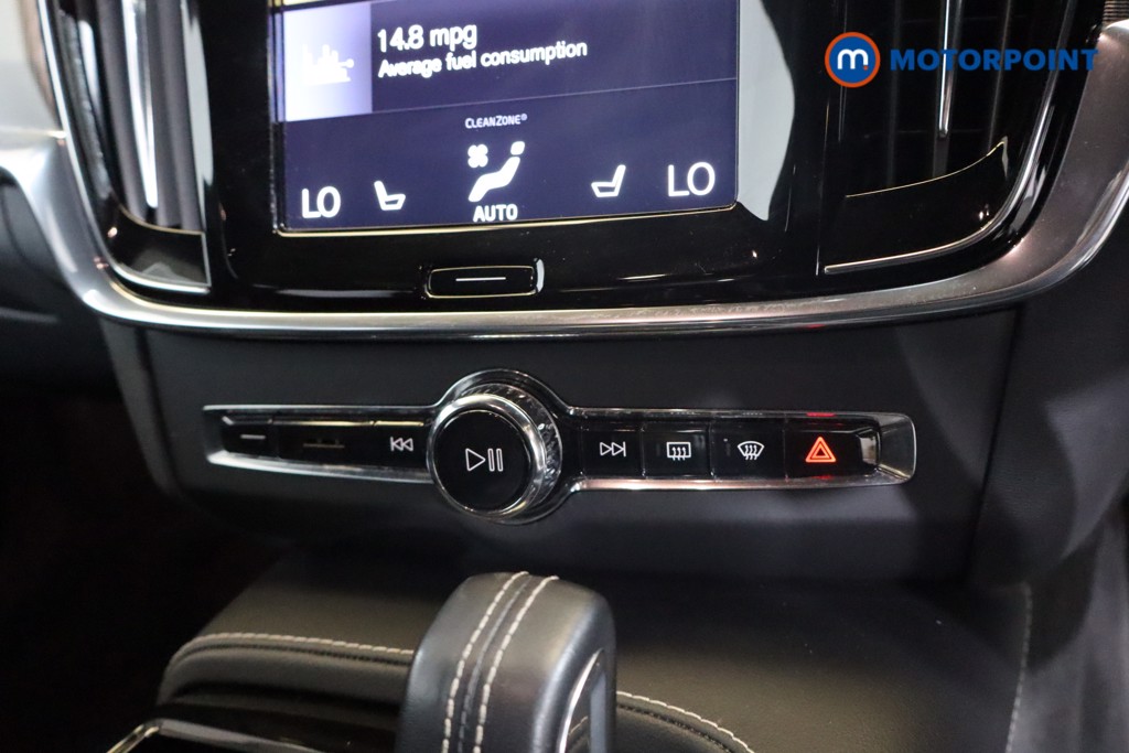 Volvo S90 R Design Automatic Petrol Plug-In Hybrid Saloon - Stock Number (1563832) - 7th supplementary image