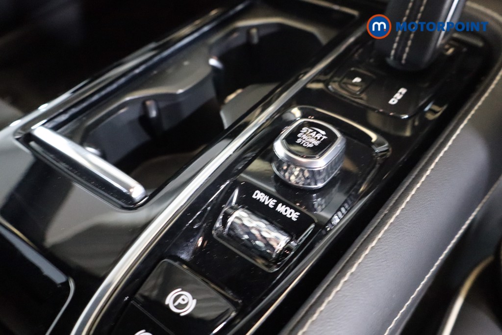 Volvo S90 R Design Automatic Petrol Plug-In Hybrid Saloon - Stock Number (1563832) - 9th supplementary image