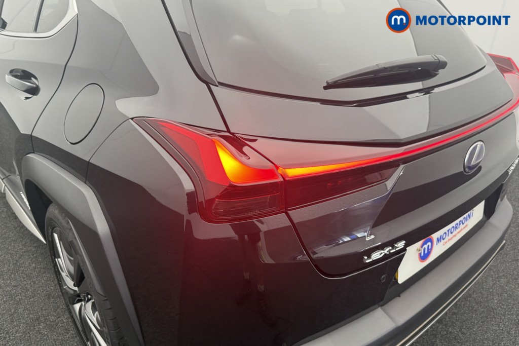 Lexus UX F-Sport Automatic Petrol-Electric Hybrid SUV - Stock Number (1564001) - 25th supplementary image