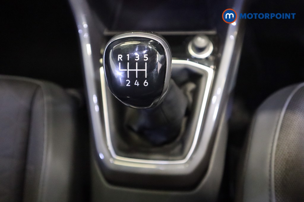 Volkswagen T-Cross SEL Manual Petrol SUV - Stock Number (1564032) - 5th supplementary image