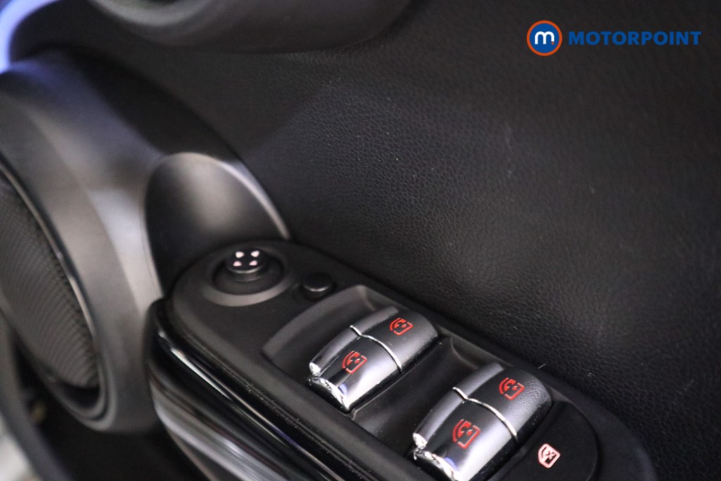 Mini Hatchback Cooper S Sport Manual Petrol Hatchback - Stock Number (1564307) - 11th supplementary image