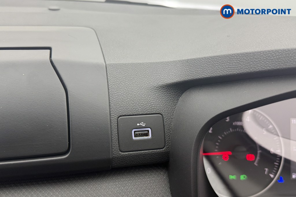 Dacia Sandero Essential Manual Petrol Hatchback - Stock Number (1564671) - 6th supplementary image
