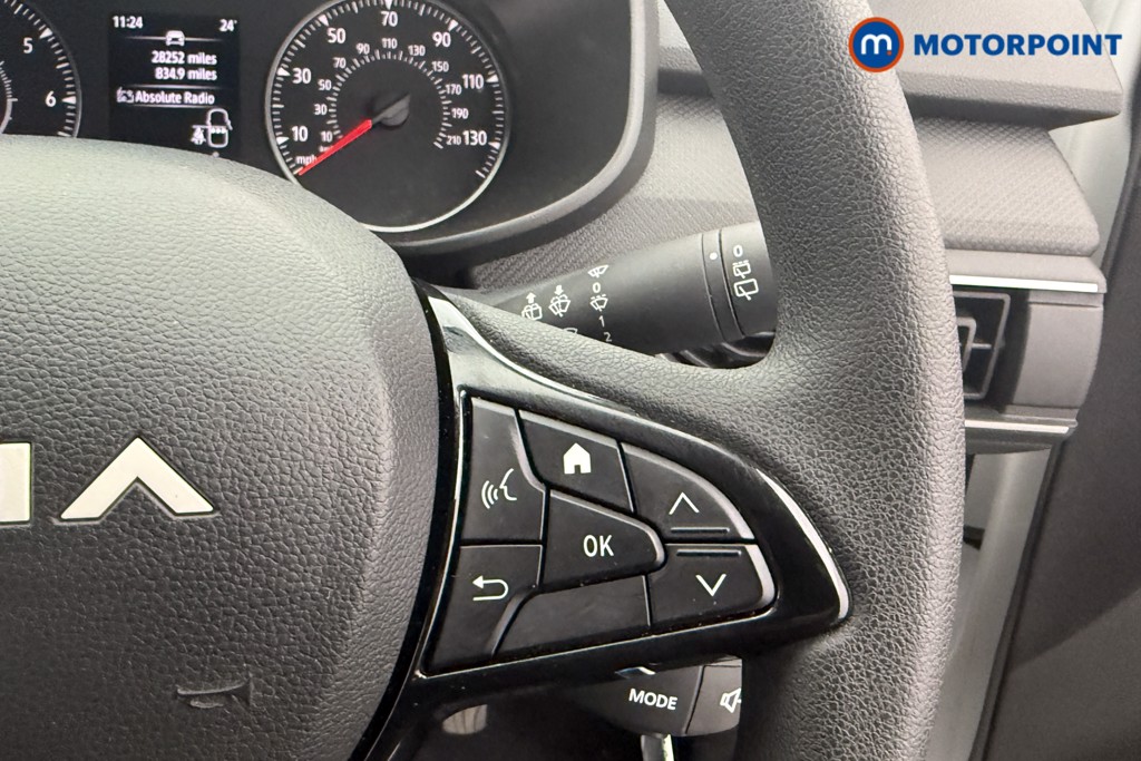 Dacia Sandero Essential Manual Petrol Hatchback - Stock Number (1564671) - 8th supplementary image