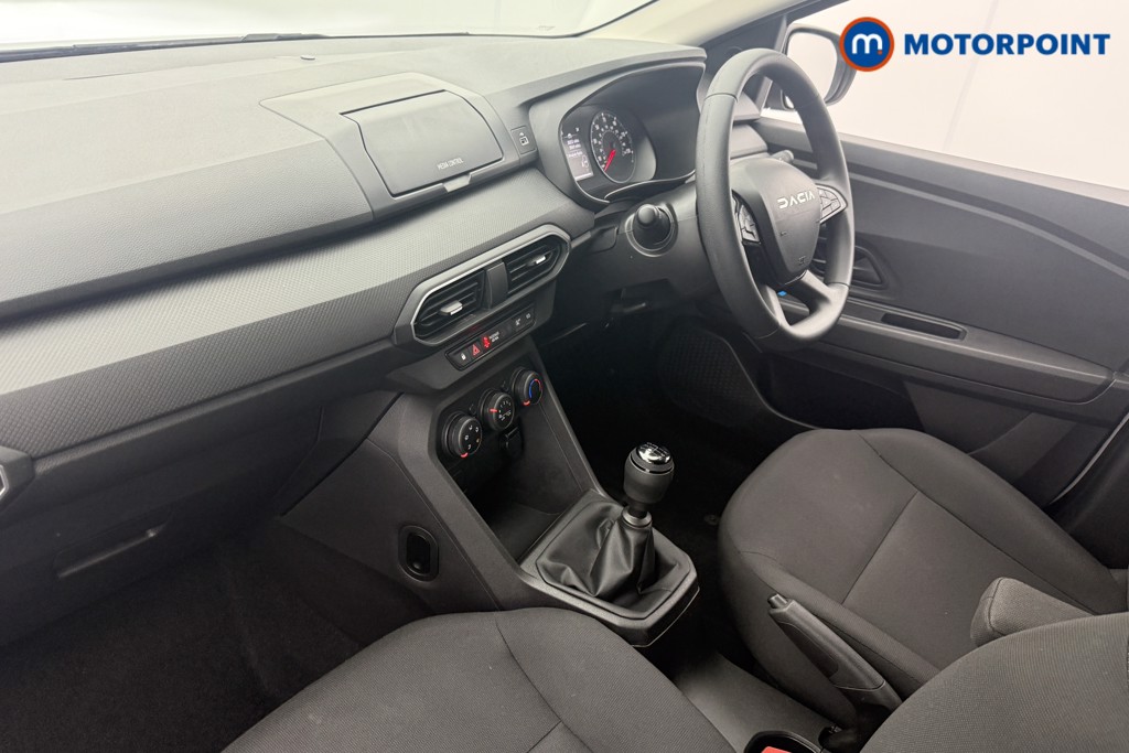 Dacia Sandero Essential Manual Petrol Hatchback - Stock Number (1564671) - 13th supplementary image