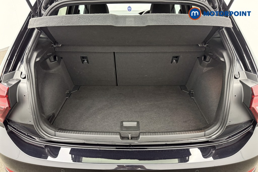 Volkswagen Polo R-Line Manual Petrol Hatchback - Stock Number (1564795) - 28th supplementary image