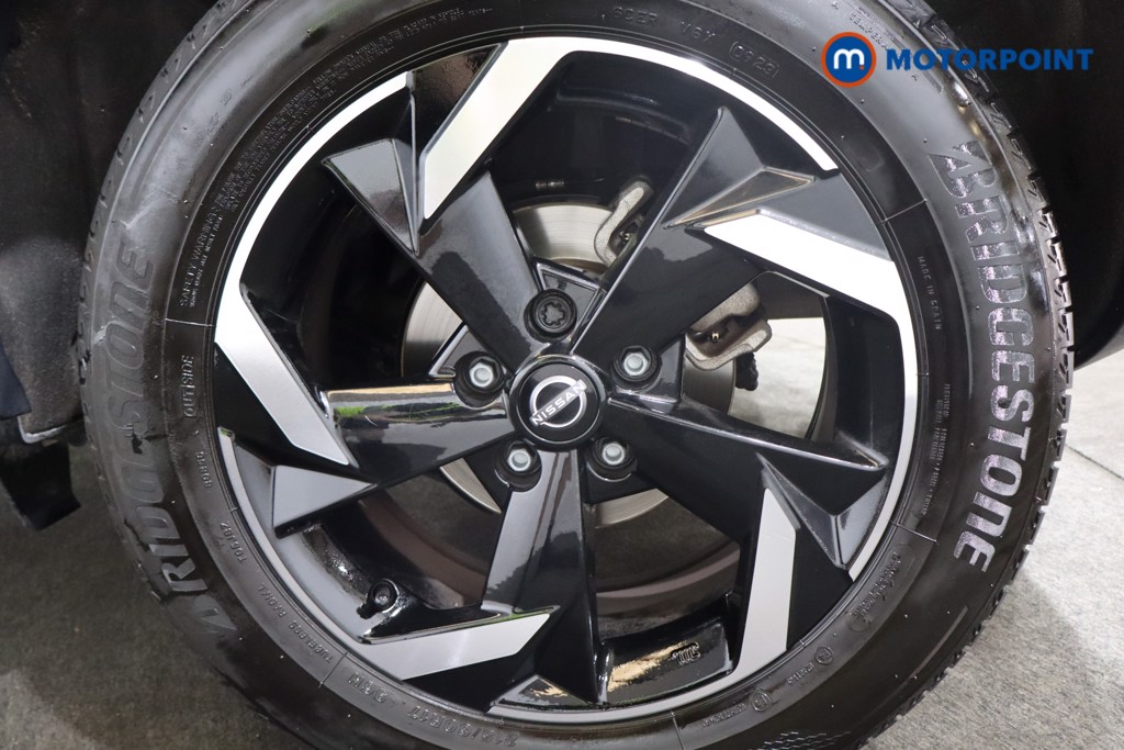 Nissan Juke N-Connecta Automatic Petrol SUV - Stock Number (1564953) - 20th supplementary image