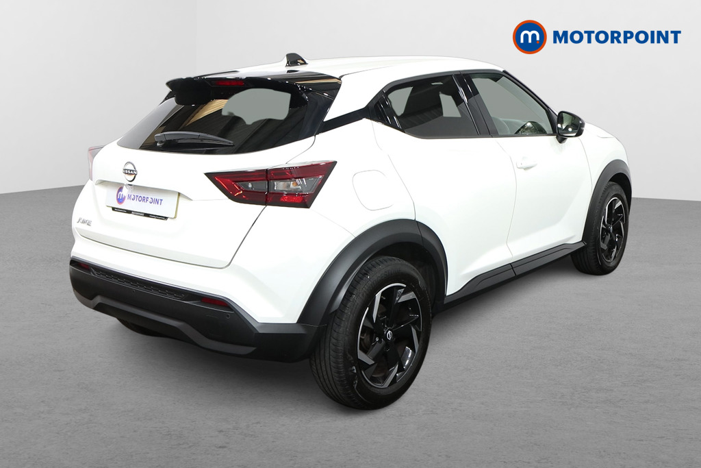 Nissan Juke N-Connecta Automatic Petrol SUV - Stock Number (1564953) - Drivers side rear corner