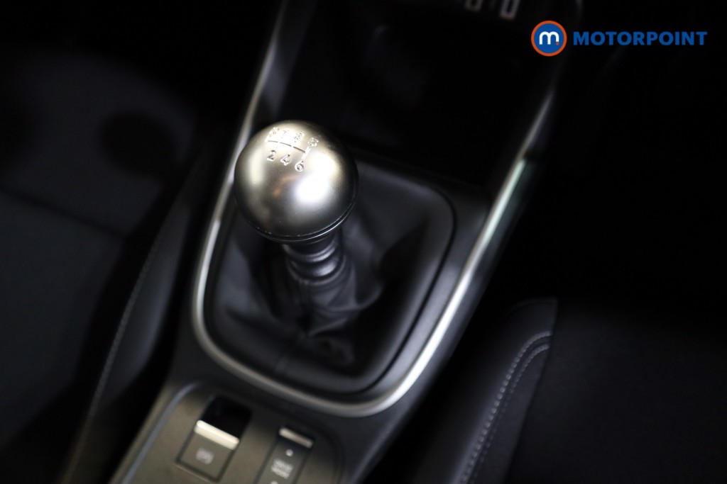 Jeep Avenger Altitude Manual Petrol SUV - Stock Number (1565139) - 8th supplementary image