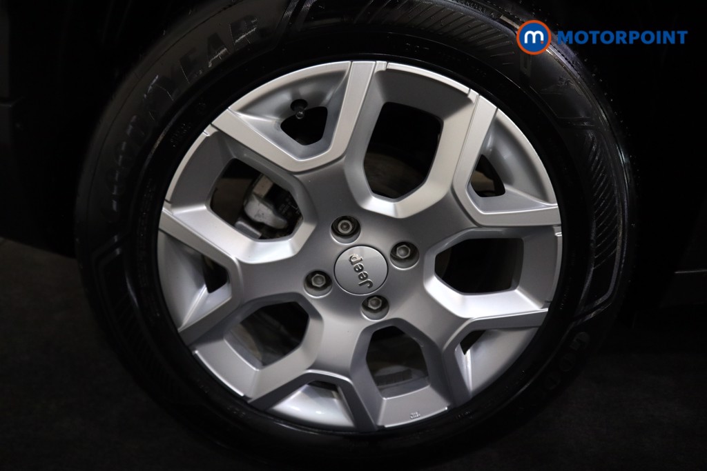 Jeep Avenger Altitude Manual Petrol SUV - Stock Number (1565139) - 14th supplementary image