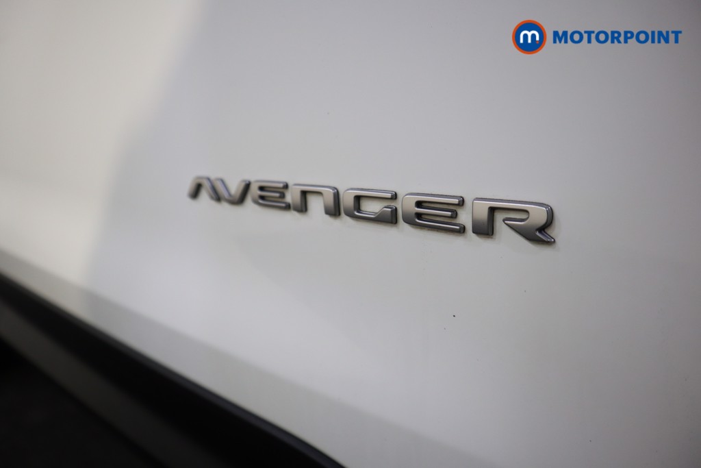 Jeep Avenger Altitude Manual Petrol SUV - Stock Number (1565139) - 21st supplementary image