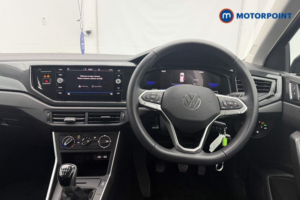 Volkswagen Polo Life Manual Petrol Hatchback - Stock Number (1565348) - 2nd supplementary image