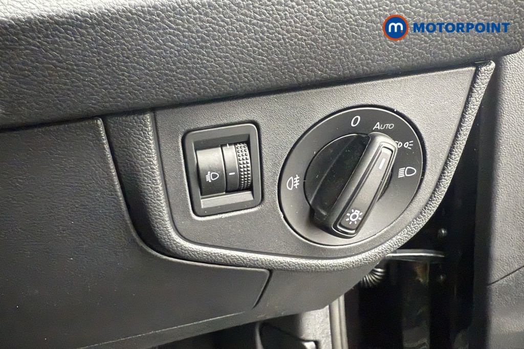 Volkswagen Polo Life Manual Petrol Hatchback - Stock Number (1565357) - 11th supplementary image