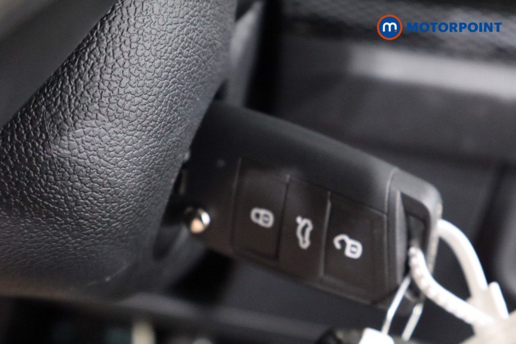 Volkswagen Polo Life Manual Petrol Hatchback - Stock Number (1565391) - 13th supplementary image