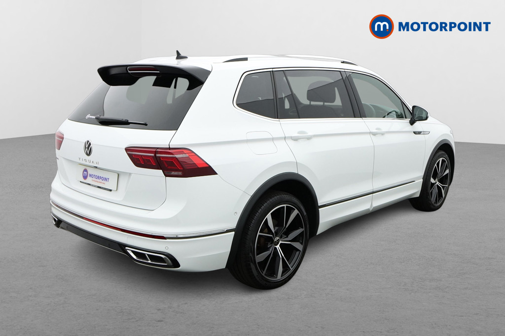 Volkswagen Tiguan Allspace R-Line Automatic Petrol SUV - Stock Number (1565408) - Drivers side rear corner