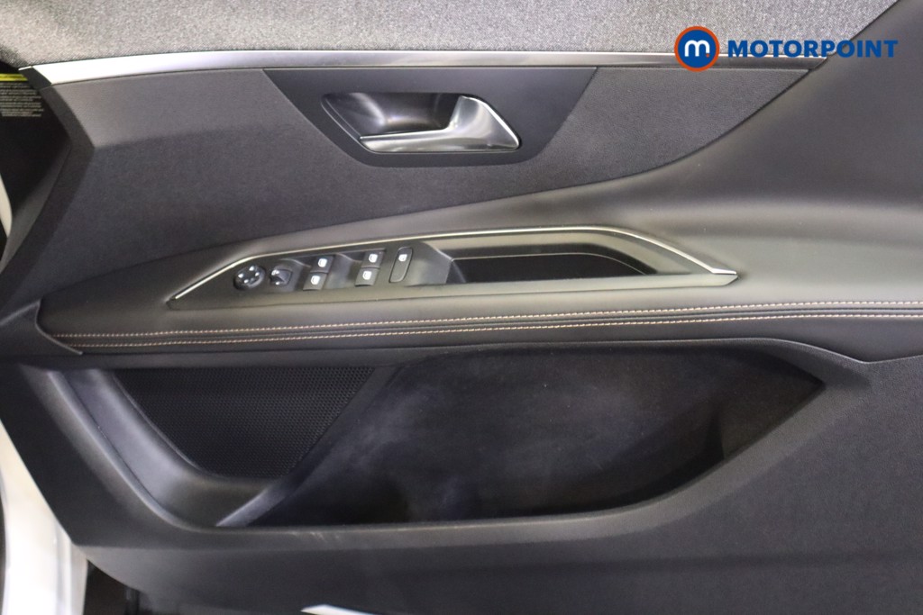Peugeot 3008 Gt Line Premium Manual Diesel SUV - Stock Number (1565462) - 13th supplementary image