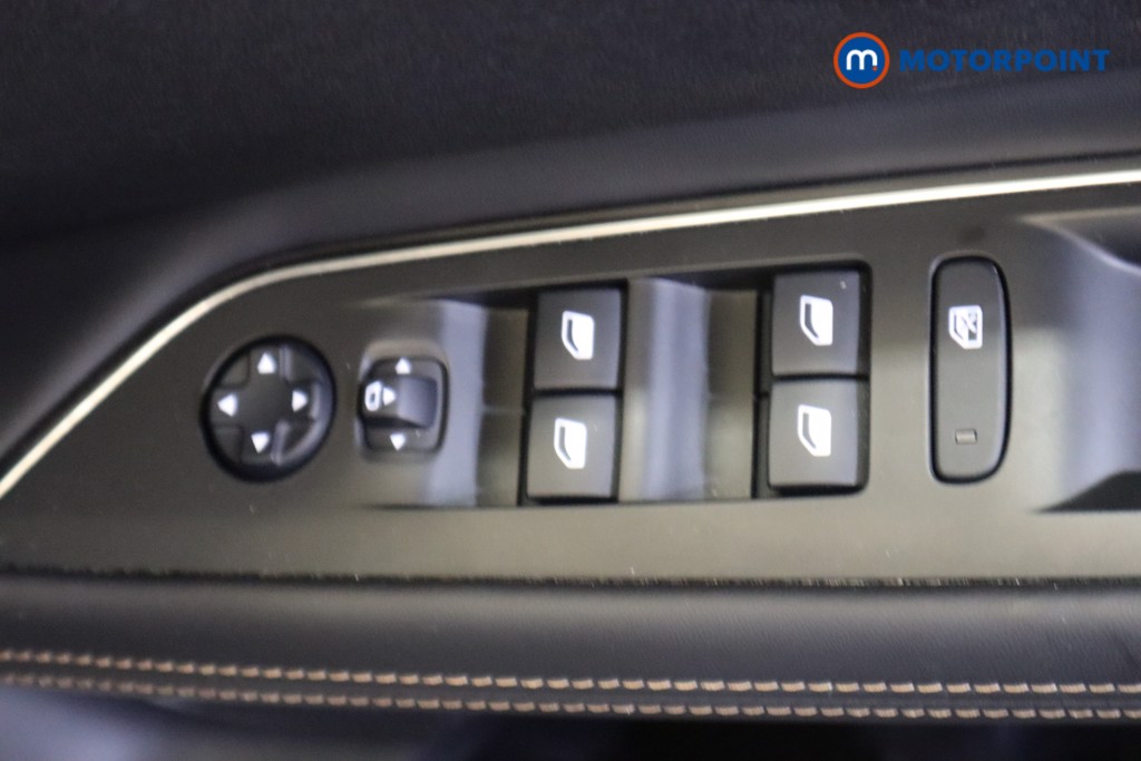 Peugeot 3008 Gt Line Premium Manual Diesel SUV - Stock Number (1565462) - 15th supplementary image
