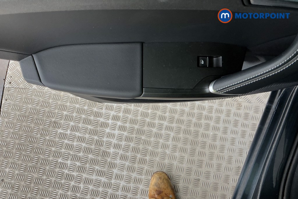 Seat Leon Xcellence Automatic Petrol Estate - Stock Number (1565507) - 23rd supplementary image