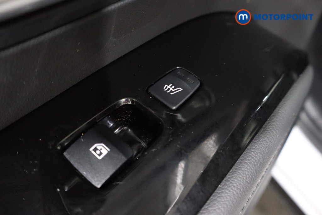 Hyundai Tucson Ultimate Automatic Petrol-Electric Hybrid SUV - Stock Number (1565621) - 16th supplementary image