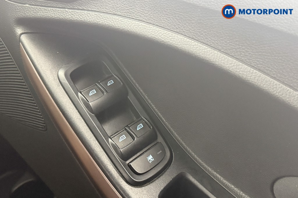 Ford Ka-Plus Active Manual Petrol Hatchback - Stock Number (1565862) - 9th supplementary image
