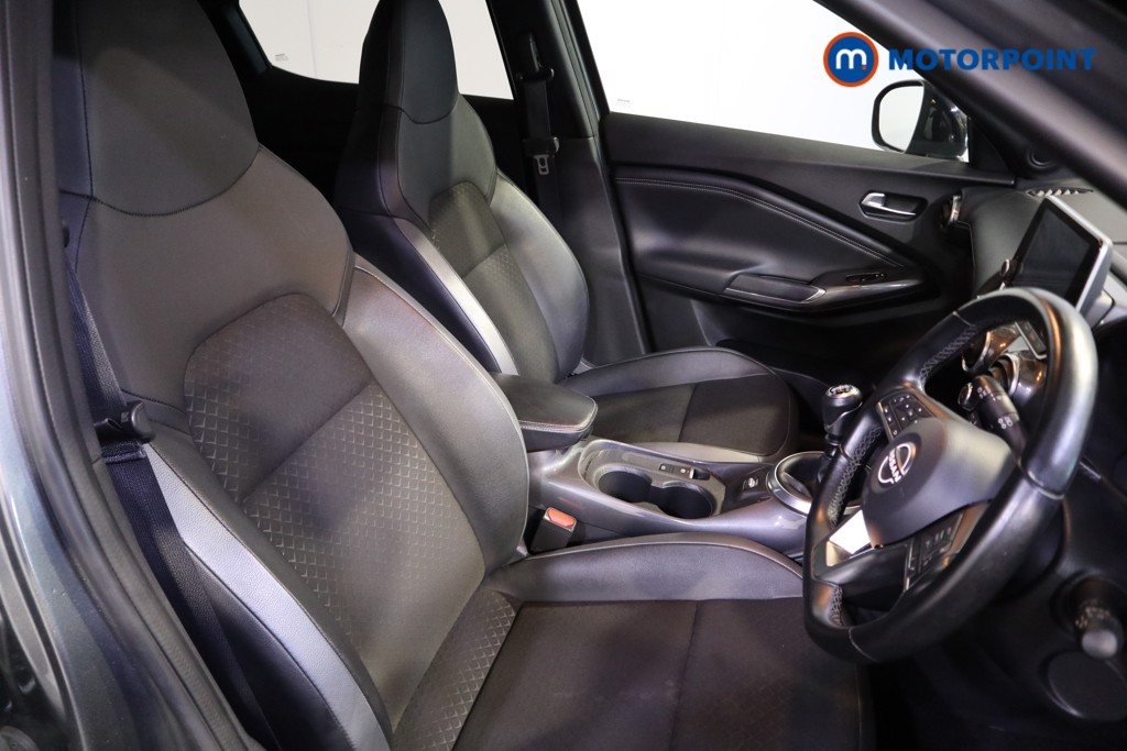 Nissan Juke N-Connecta Manual Petrol SUV - Stock Number (1566116) - 11th supplementary image