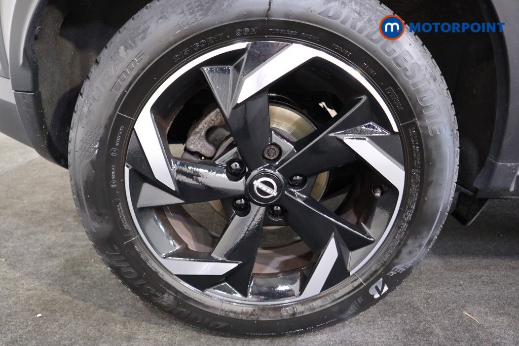 Nissan Juke N-Connecta Manual Petrol SUV - Stock Number (1566116) - 14th supplementary image