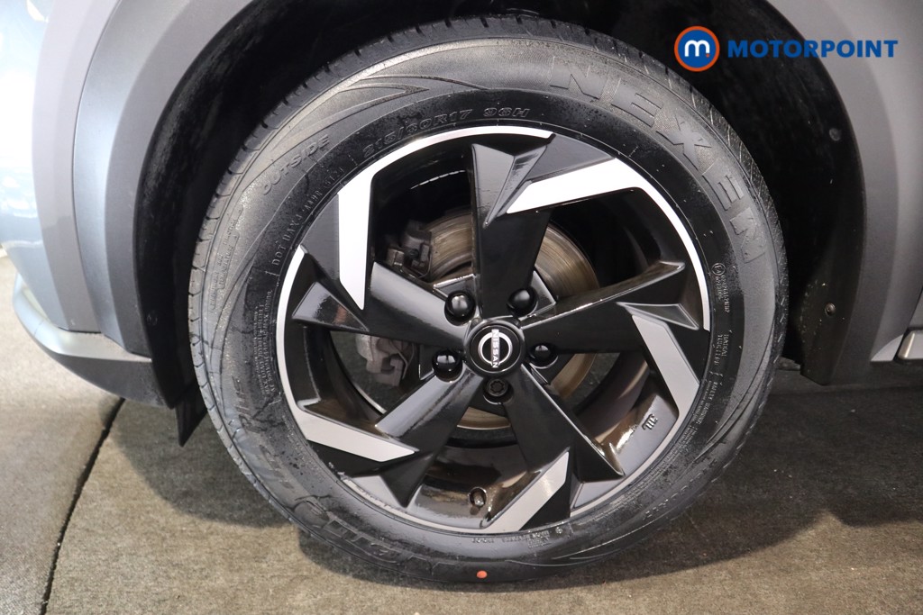 Nissan Juke N-Connecta Manual Petrol SUV - Stock Number (1566116) - 16th supplementary image
