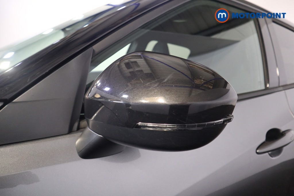 Nissan Juke N-Connecta Manual Petrol SUV - Stock Number (1566116) - 23rd supplementary image